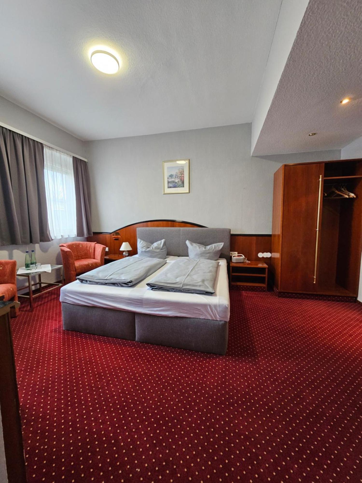 Hotel & Restaurant Krone Rehau Екстер'єр фото