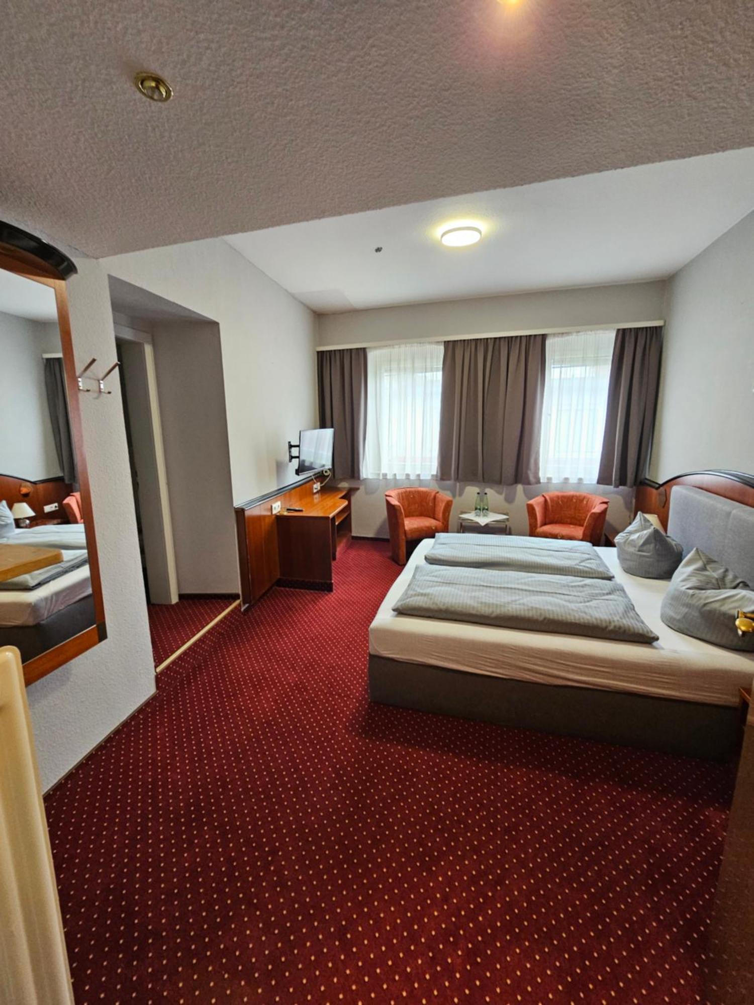 Hotel & Restaurant Krone Rehau Екстер'єр фото
