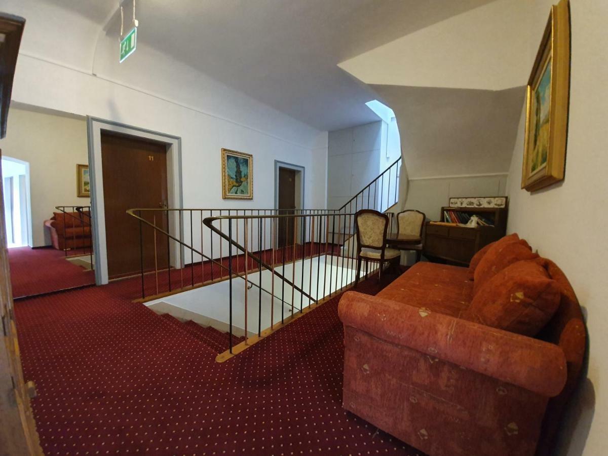 Hotel & Restaurant Krone Rehau Екстер'єр фото